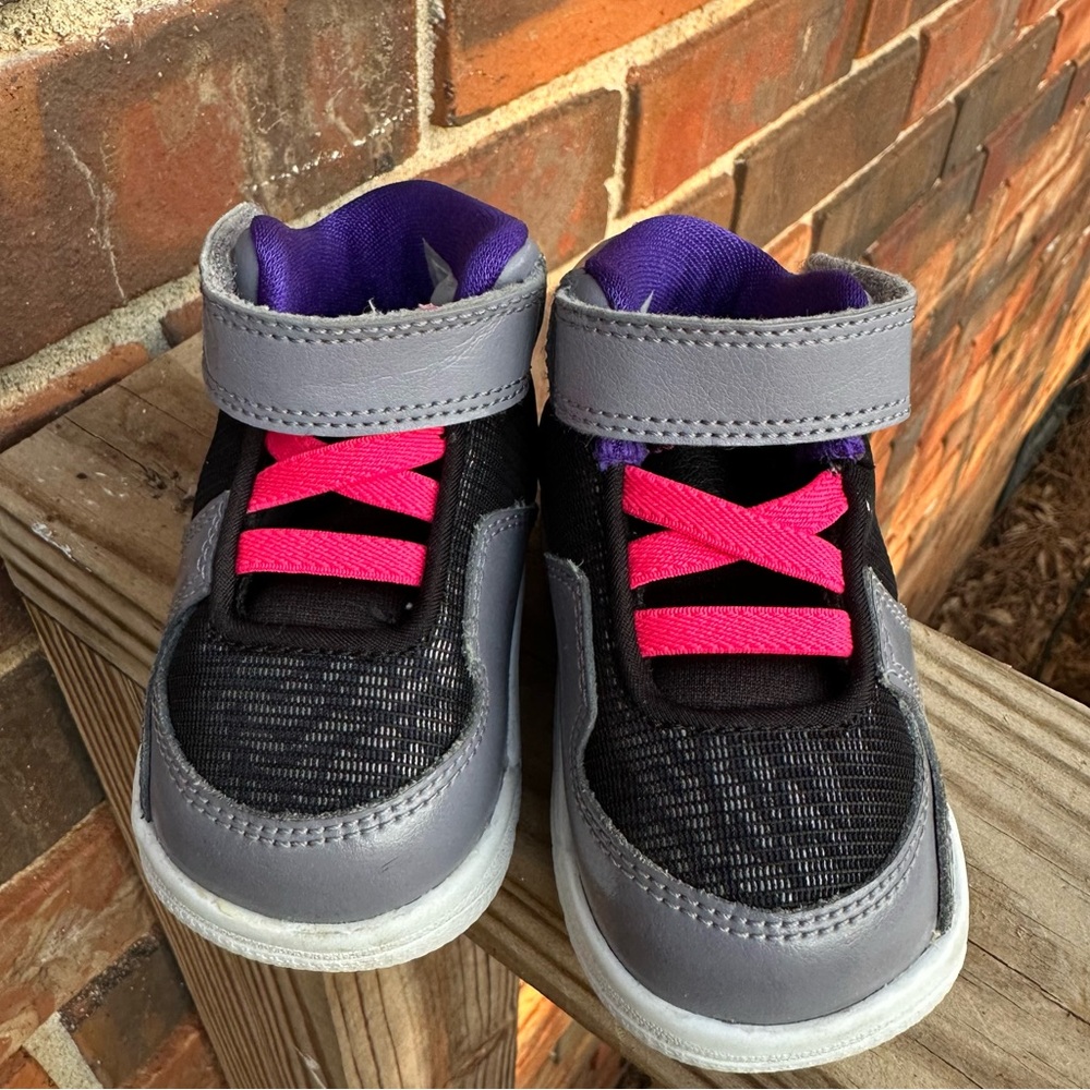 Jordan Flight Court baby/toddler
